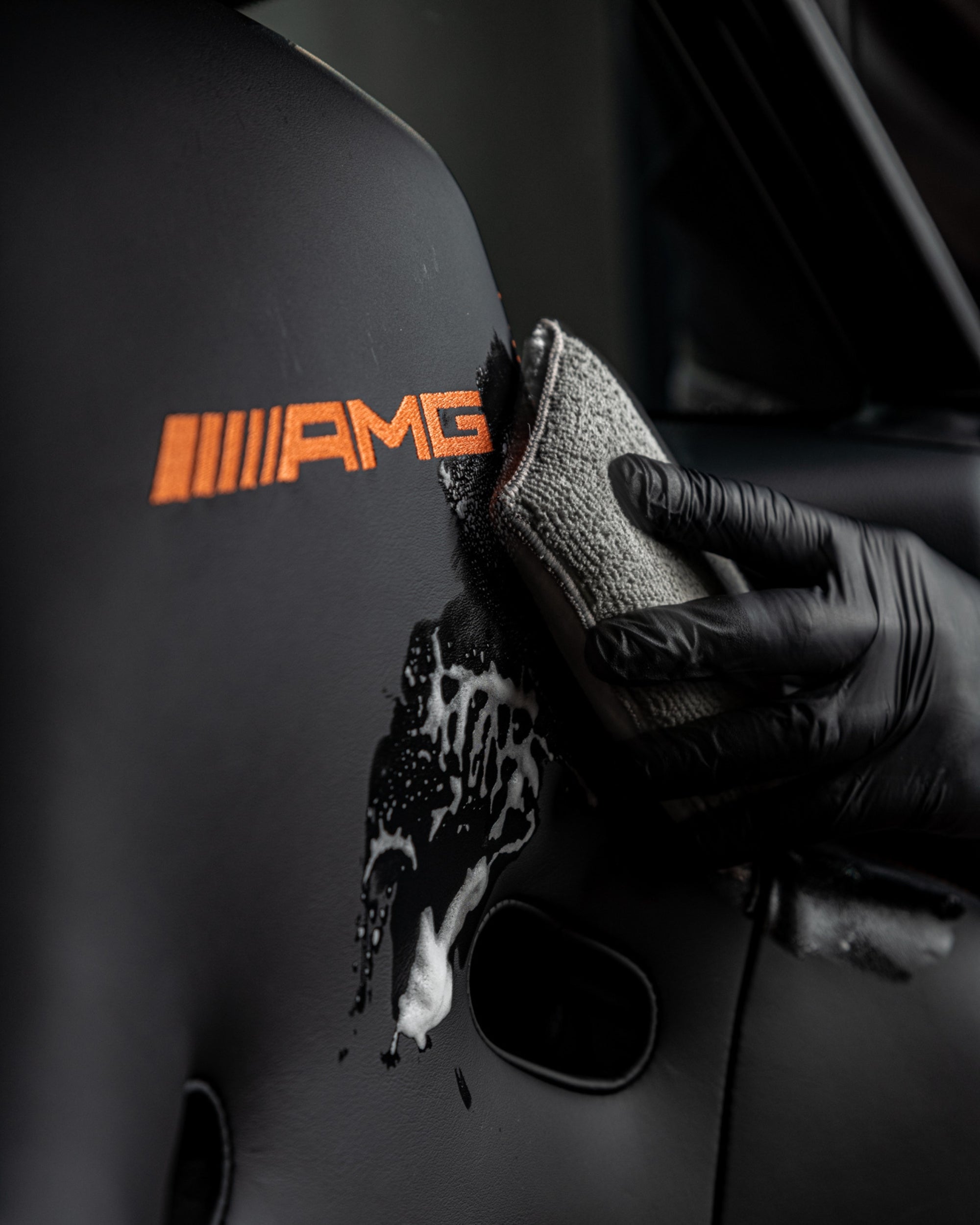 Interior cleaner foam & Cleaning pad set